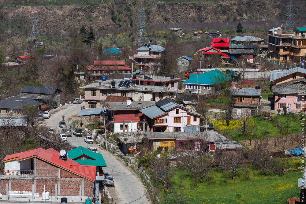 деревня Нагар в Индийских Гималаях
