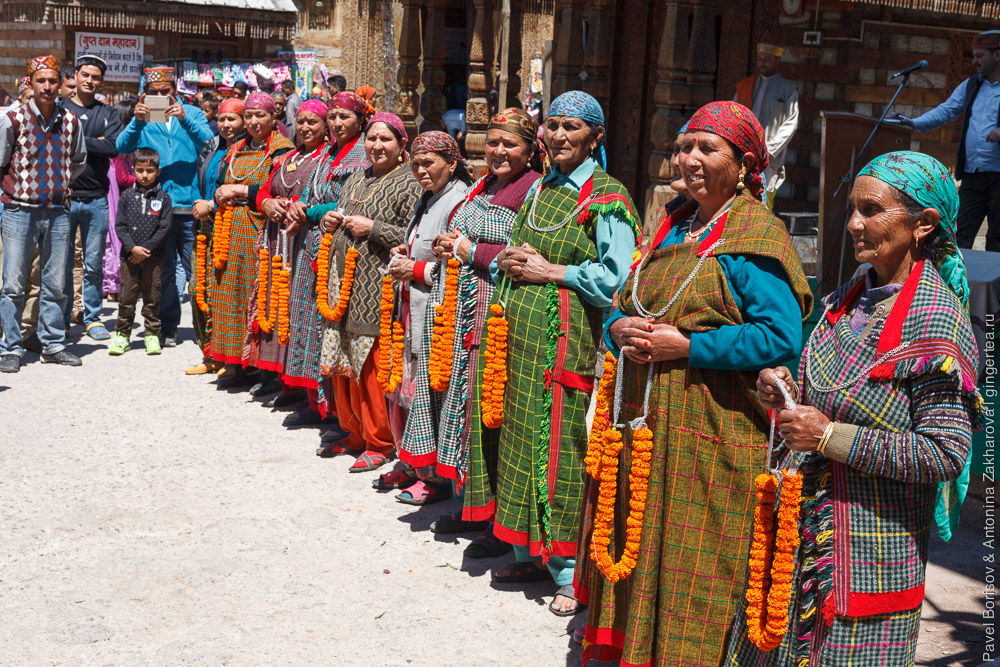 патту — традиционная одежда Химачал-Прадеша, Индия