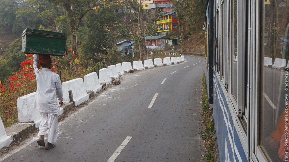 путь около станции Рангтонг Дарджилингская Гималайская железная дорога