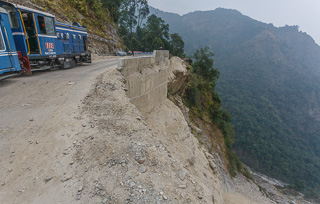 Как наш поезд сошел с рельсов: по Дарджилингской Гималайской железной дороге