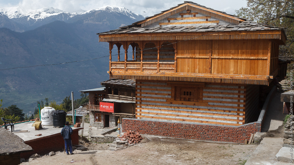 дом в деревне Чичоги в Индийских Гималаях