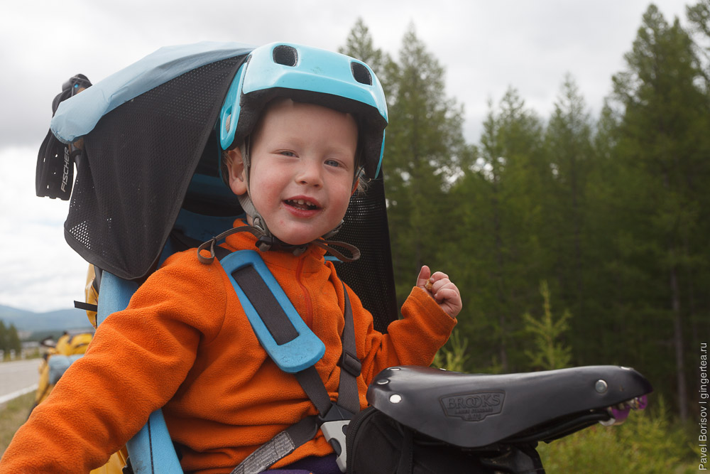 ребенок в велопоходе по России и Монголии