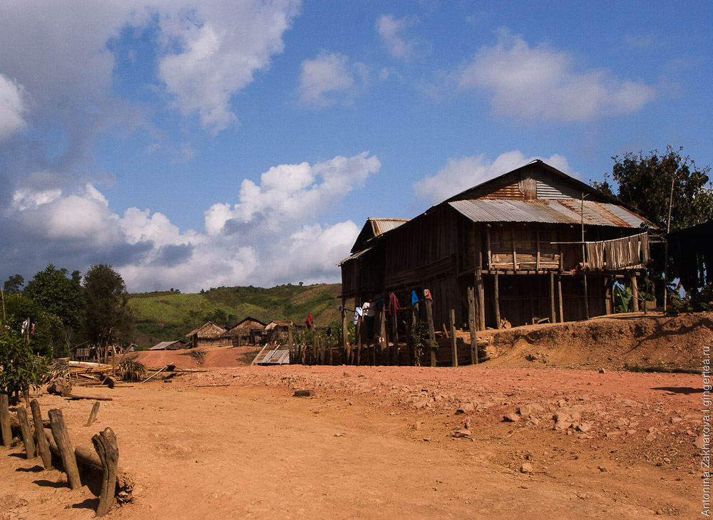 деревня в Лаосе