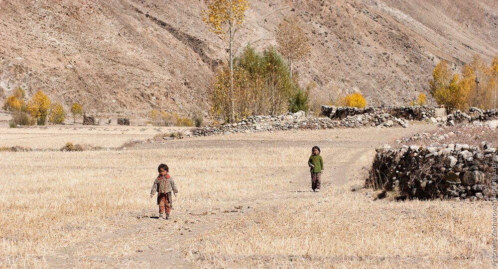 Тибет: в городе и в деревне