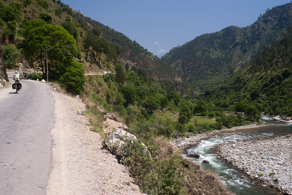 ущелье реки Тиртхин, Tirthan river gorge