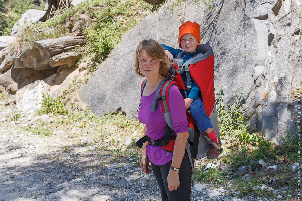 трекинг к горе Део Тибба с ребенком