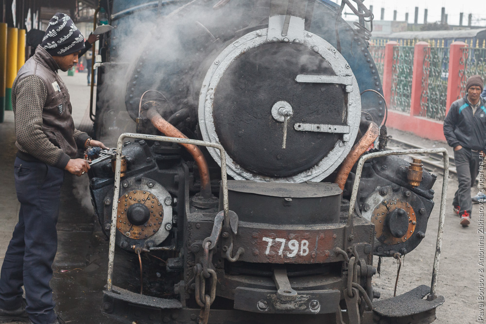 Паровоз DHR class B, обслуживание, Дарджилингская Гималайская железная дорога