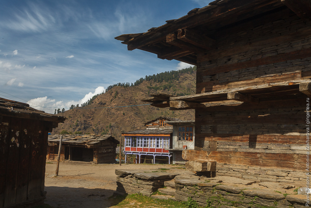 деревня Румсу в Индийских Гималаях