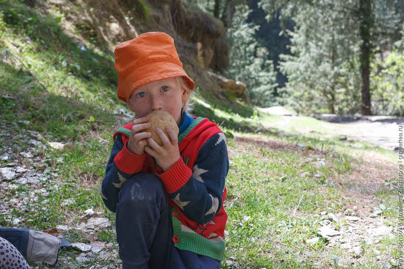 Еда для ребенка в горном походе
