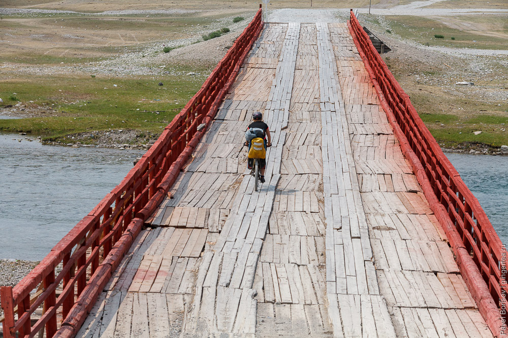 велопоход по восточному берегу озера Хубсугул в Монголии