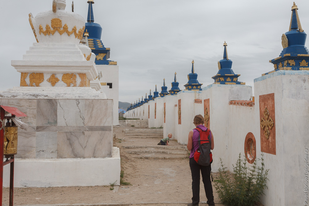 монастырь в Улиастае, Монголия